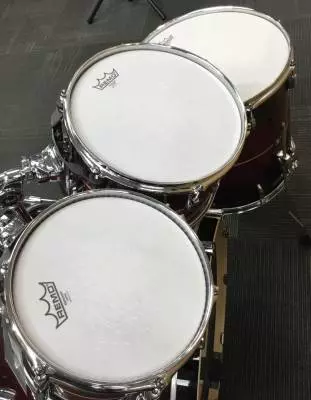 Pearl - Red Burst Stripe Shell Kit 2